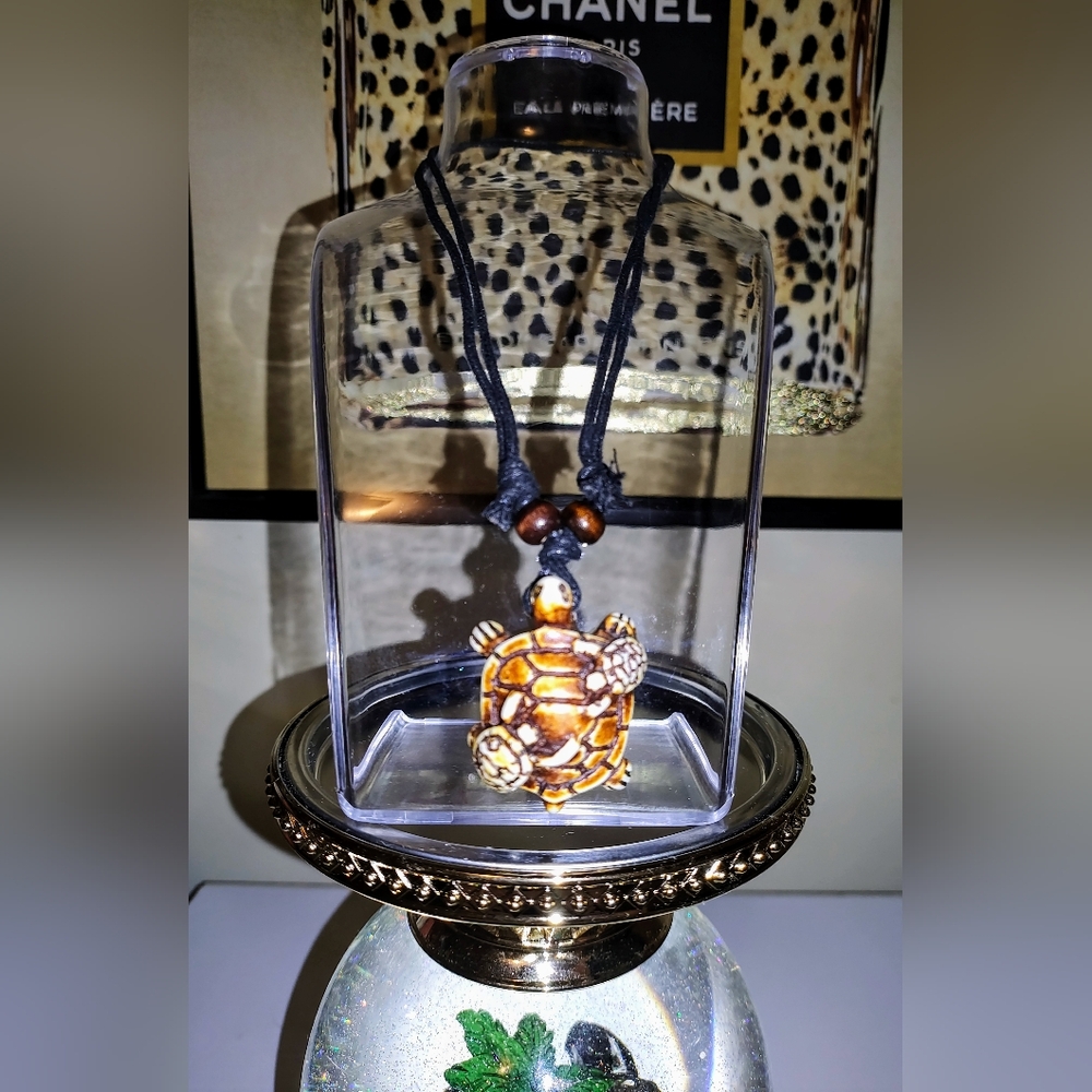 Retro Turtle Shape Pendant Necklaces For Men, Women Casual Accessories NWT